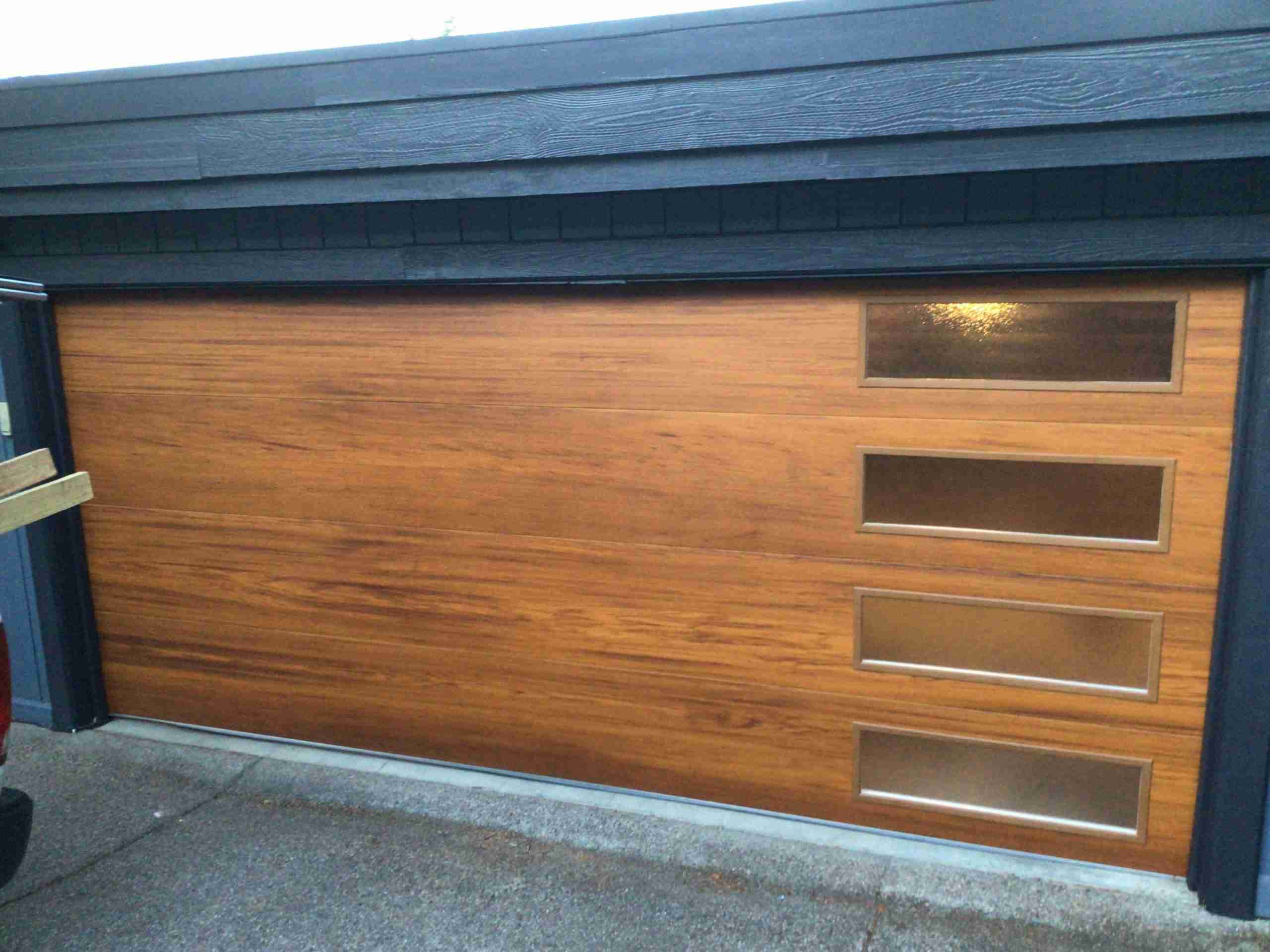 Flush, Cedar, Vertical Right, Obscure CHI Overhead Garage Door Woodtone Accent Color