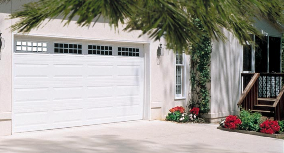 Screen Shot 2023-01-07 at 2.42.33 PM Amarr Garage Doors Lincoln Collection