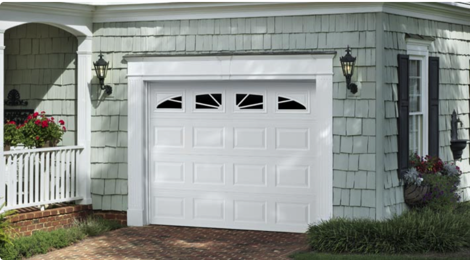 Screen Shot 2023-01-07 at 2.42.40 PM Amarr Garage Doors Lincoln Collection